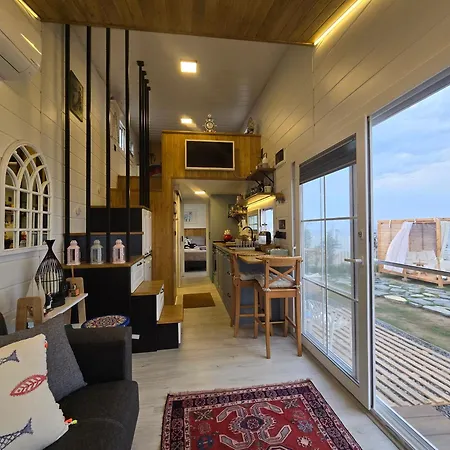 مكان تخييم Pitipatibone Sahil Evi - House Yukarı Kocaali